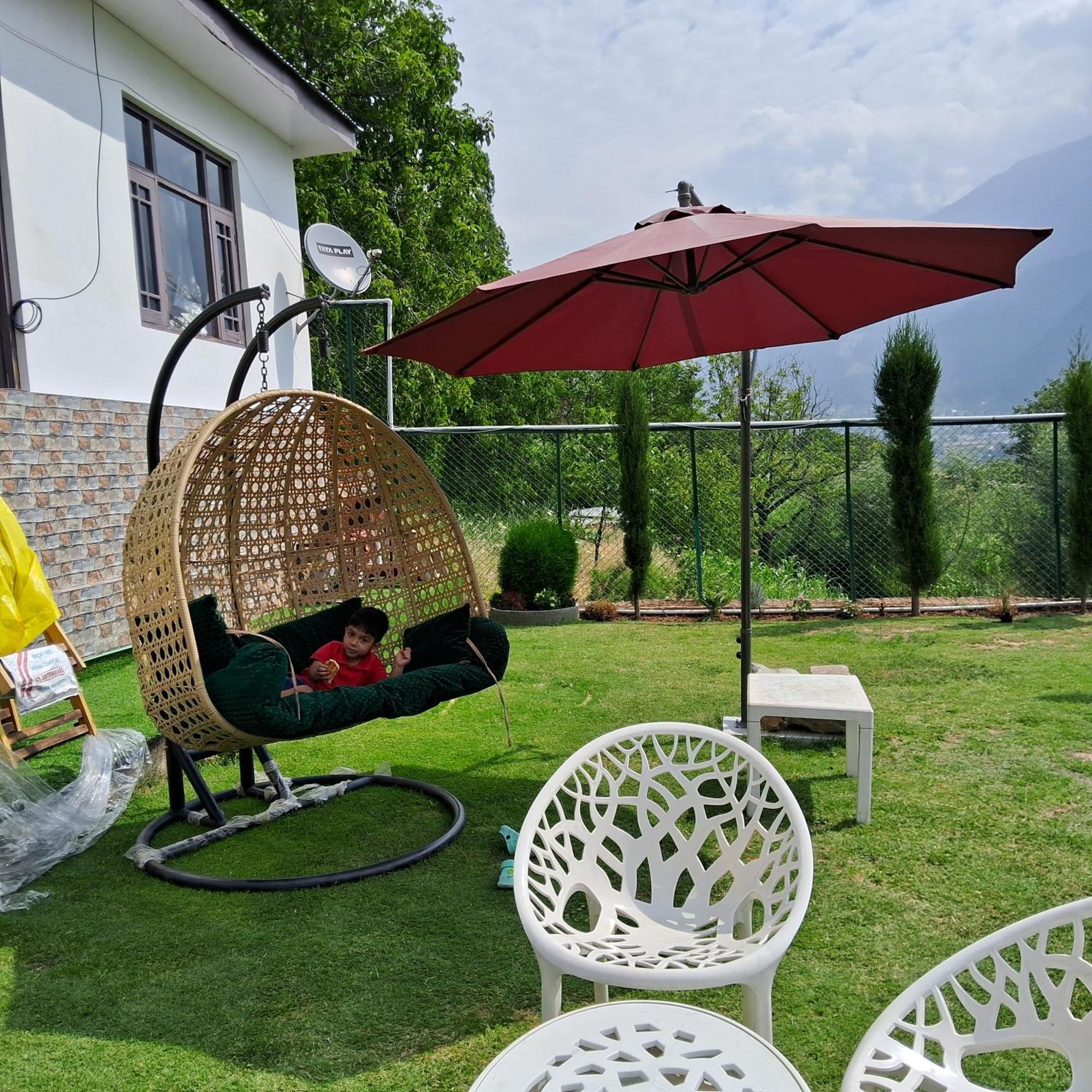 Cliff Cottage Pahalgam, Kashmir Batakut ภายนอก รูปภาพ